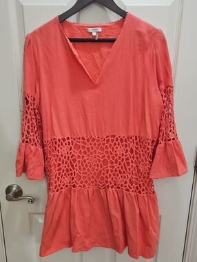 Tyler Boe Coral Open Crochet Lace Peplum Tunic Top Sz Lg